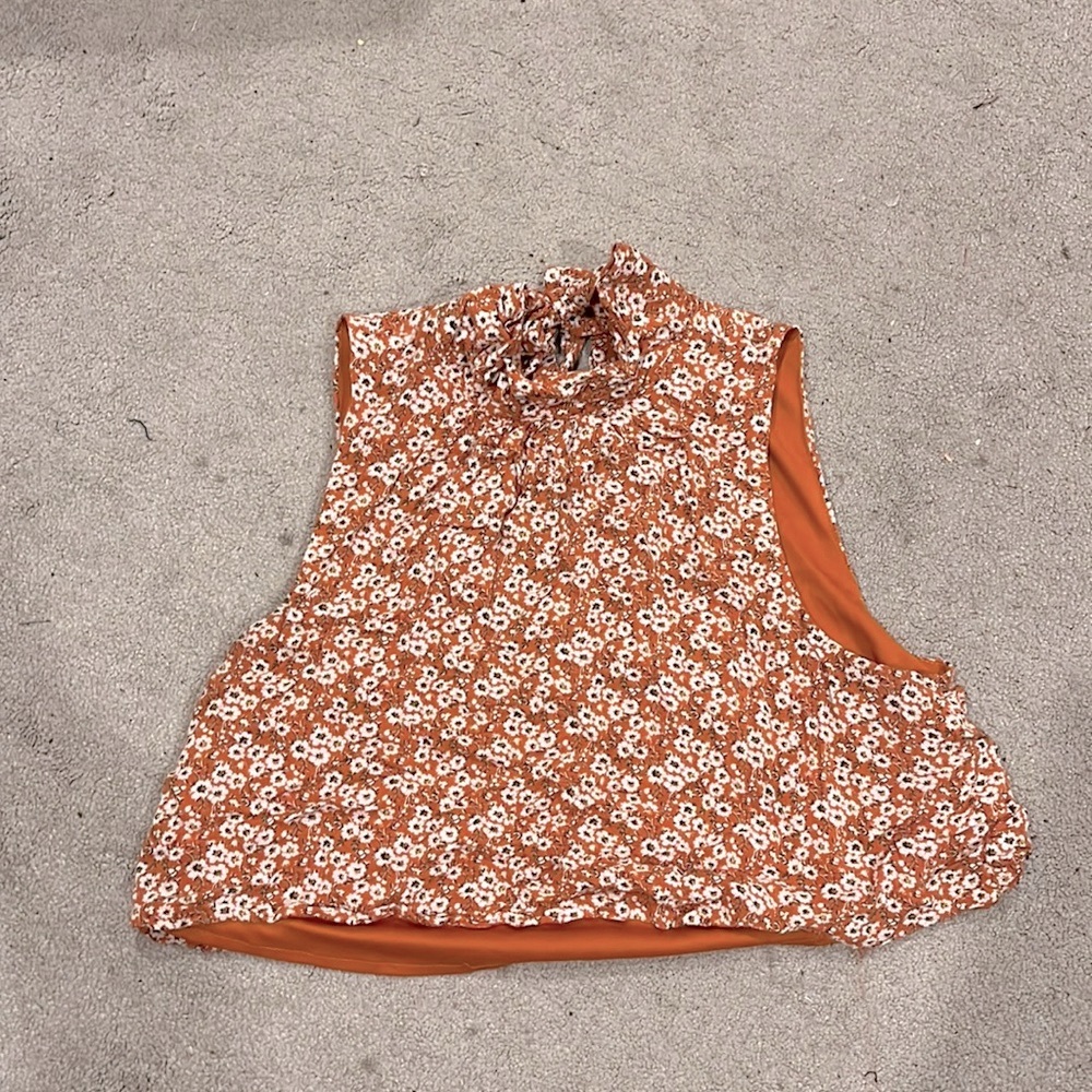 Forever 21 floral orange cropped tank size small